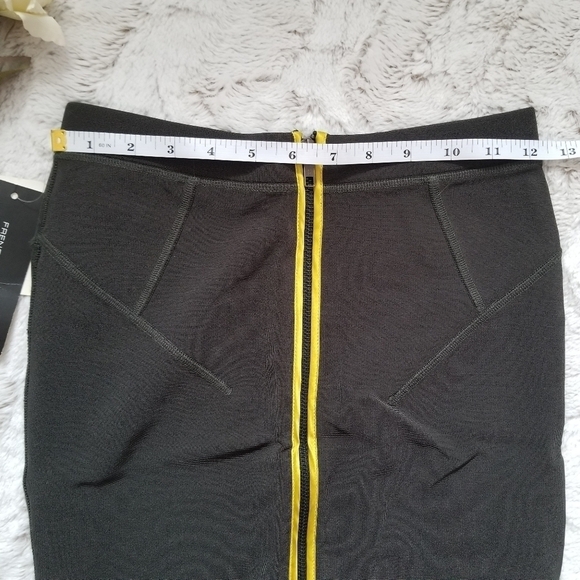 French Connection Forest Green Ebony Skirt New 2 - Picture 11 of 11